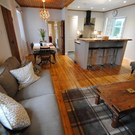 Mauldslie Hill Cottage Heriot ภายนอก รูปภาพ